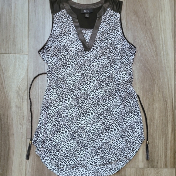 2/$25 🌿 | BCX | Animal Print Tunic - Picture 2 of 16